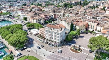 Appartamento 5 locali di 149 m² a Desenzano del Garda (25015)