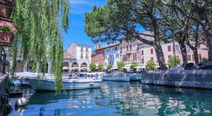 Appartamento 6 locali di 156 m² a Desenzano del Garda (25015)