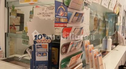 Shop / premises commercial of 60 m² in Genova (16122)