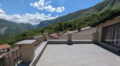 Casale 17 locali di 300 m² in Cocullo (67030)