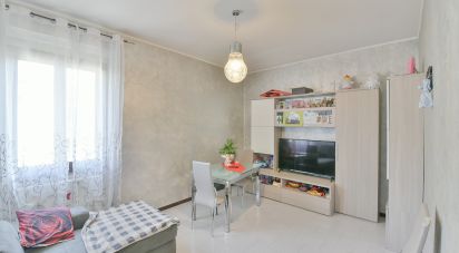 Trilocale di 63 m² a Carugo (22060)