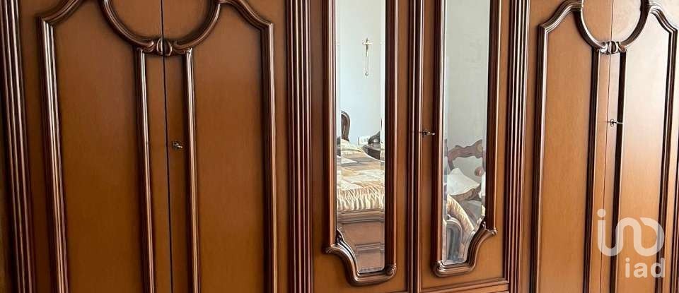 Casa di paese 12 locali di 420 m² in Castiglione a Casauria (65020)