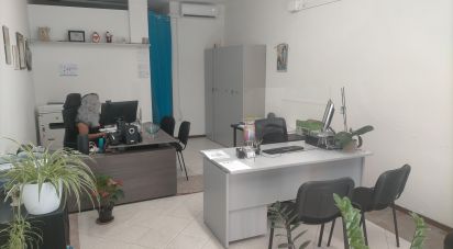 Negozio / locale commerciale di 48 m² in Ancona (60131)