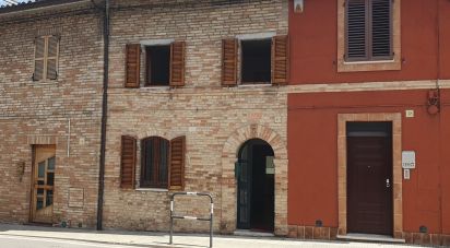 Casa di paese 5 locali di 133 m² in Recanati (62019)