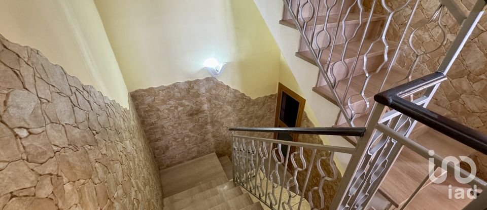 Casa indipendente / Villa 12 locali di 226 m² in Avola (96012)