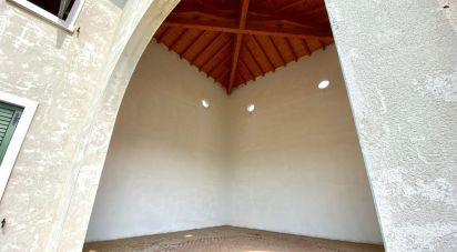 Casale 16 locali di 440 m² in Ponti sul Mincio (46040)