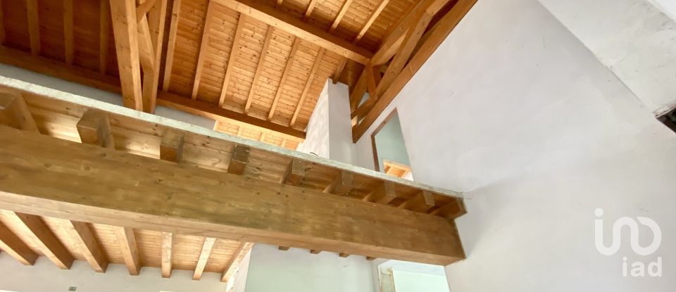 Casale 16 locali di 440 m² in Ponti sul Mincio (46040)