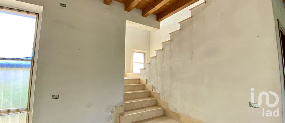 Casale 16 locali di 440 m² in Ponti sul Mincio (46040)