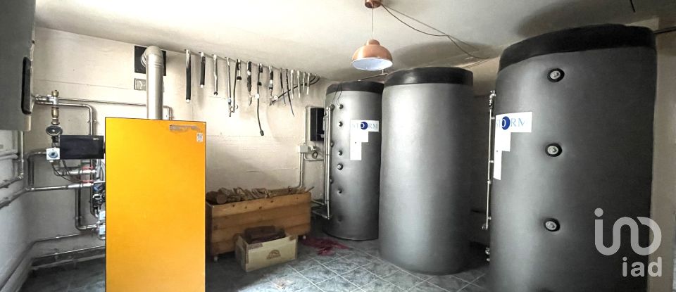 Casale 16 locali di 440 m² in Ponti sul Mincio (46040)