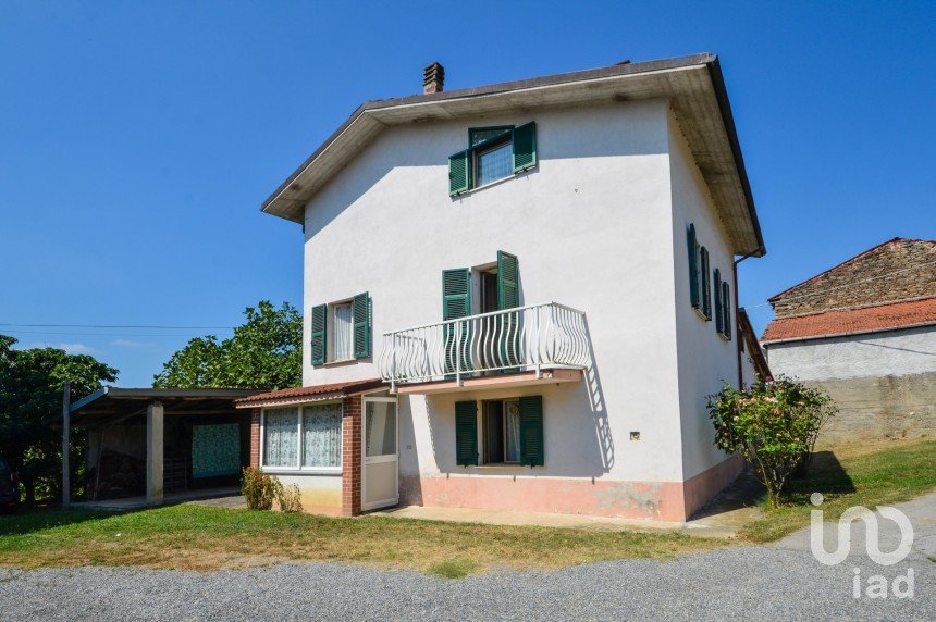 Townhouse 7 rooms of 205 m² in Saliceto (12079)