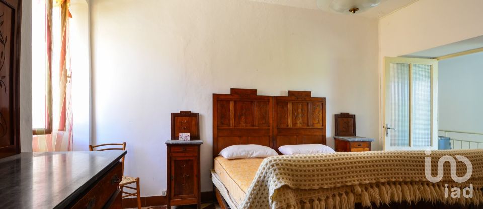 Townhouse 7 rooms of 205 m² in Saliceto (12079)