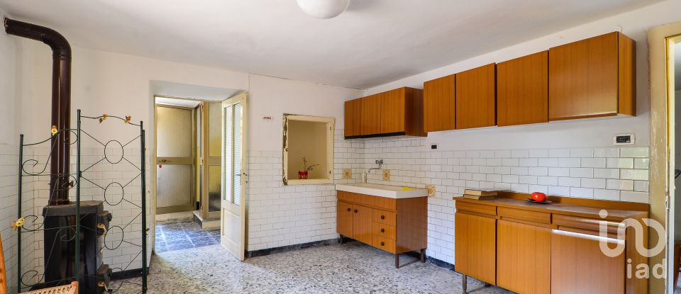 Townhouse 7 rooms of 205 m² in Saliceto (12079)