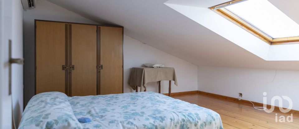 Casale 6 locali di 280 m² in Montefano (62010)