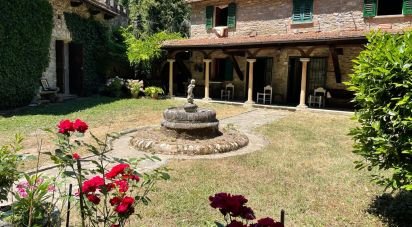 Rustico 6 locali di 351 m² in San Godenzo (50060)