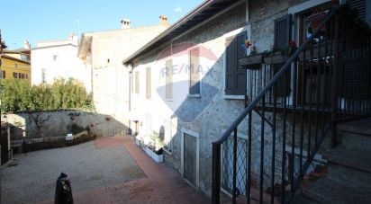 Village house 13 rooms of 410 m² in Lonato del Garda (25017)