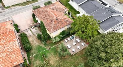 Casale 9 locali di 241 m² in Desenzano del Garda (25015)