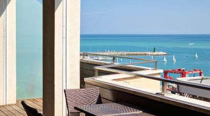 Loft 6 locali di 103 m² a Civitanova Marche (62012)