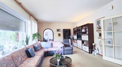 Casale 10 locali di 210 m² in Bardolino (37011)