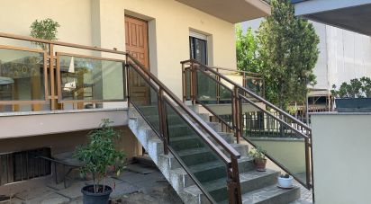 Casa indipendente / Villa 11 locali di 250 m² in Città Sant'Angelo (65013)