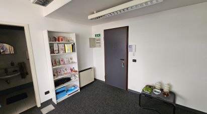 Laboratorio di 45 m² in Rivoli (10098)