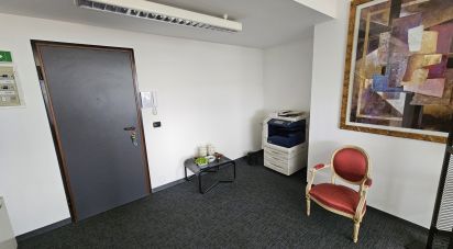 Laboratorio di 45 m² in Rivoli (10098)