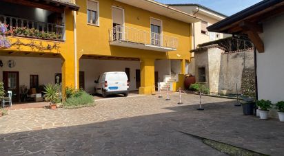 Rifugio 6 locali di 190 m² in Lonato del Garda (25017)