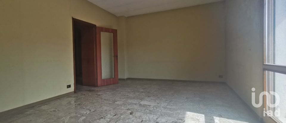 Lodge 6 rooms of 190 m² in Lonato del Garda (25017)