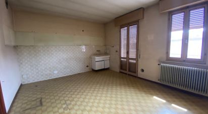 Rifugio 6 locali di 190 m² in Lonato del Garda (25017)