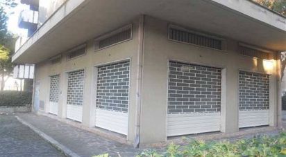 Negozio / locale commerciale di 63 m² in Silvi (64028)