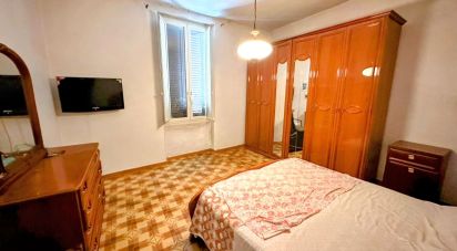 Casa indipendente / Villa 8 locali di 200 m² in Ortucchio (67050)