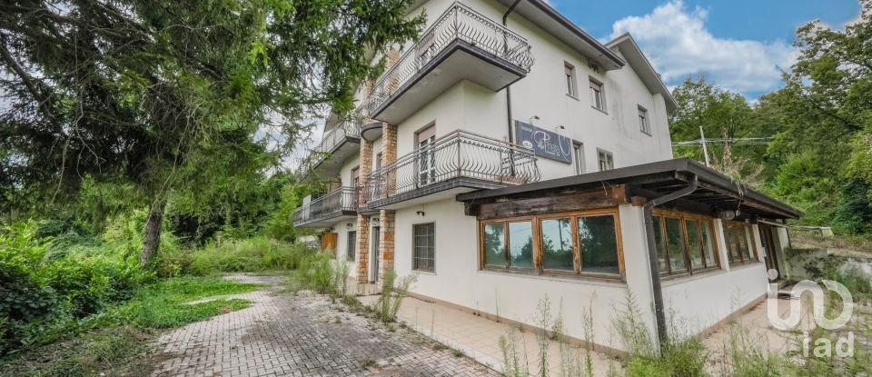 Hotel-restaurant of 780 m² in San Zeno di Montagna (37010)