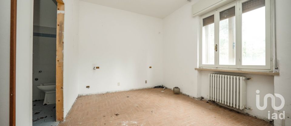 Hotel-restaurant of 780 m² in San Zeno di Montagna (37010)