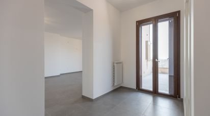 Loft 5 locali di 148 m² a Urbisaglia (62010)