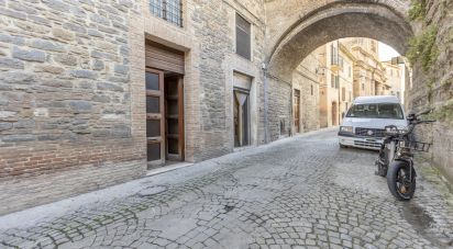 Parking of 102 m² in Matelica (62024)