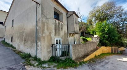 Casa indipendente 10 locali di 255 m² in Loreto (60025)