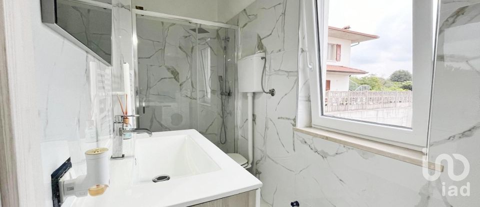 Casale 3 locali di 180 m² in Ghedi (25016)