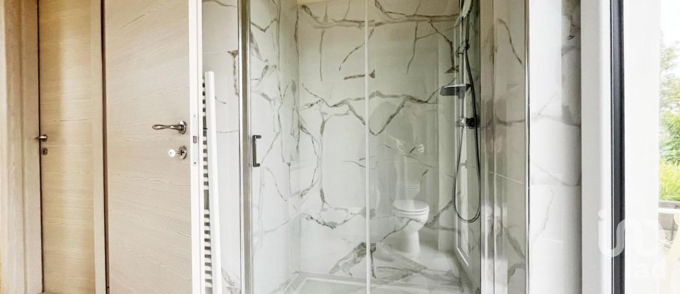 Casale 3 locali di 180 m² in Ghedi (25016)