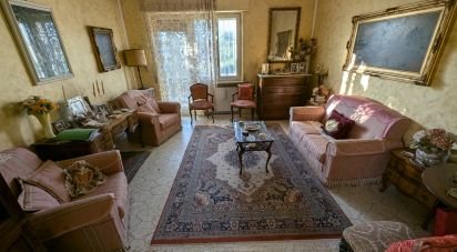 Casale 6 locali di 127 m² in Corfinio (67030)