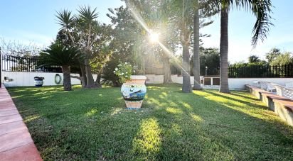 Casale 13 locali di 310 m² in Noto (96017)