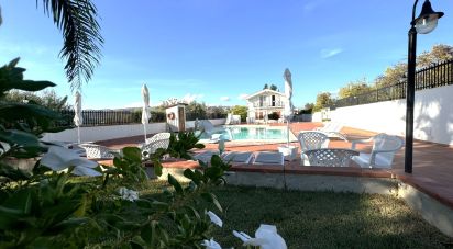 Casale 13 locali di 310 m² in Noto (96017)