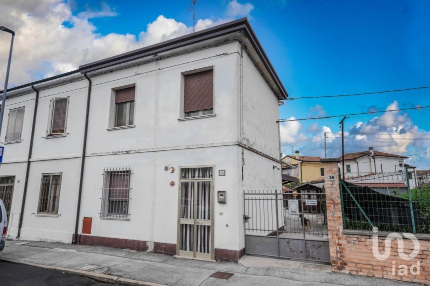 Casa indipendente / Villa 6 locali di 136 m² in Massa Fiscaglia (44025)
