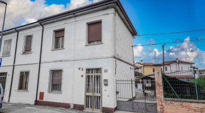 Casa indipendente / Villa 6 locali di 136 m² in Massa Fiscaglia (44025)