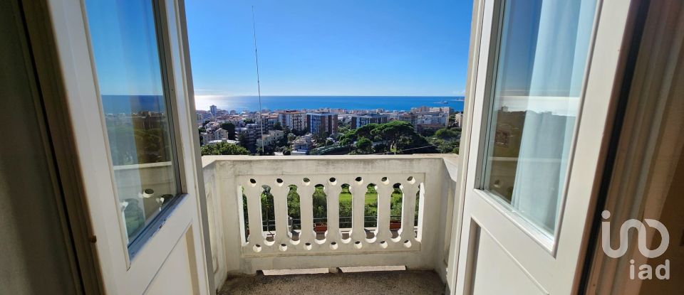 Casa indipendente / Villa 7 locali di 265 m² in Savona (17100)