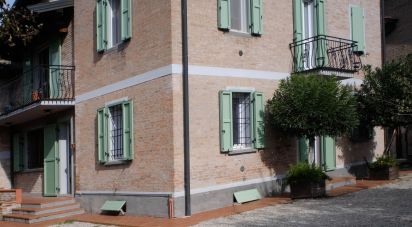 Townhouse 9 rooms of 423 m² in Modena (41123)