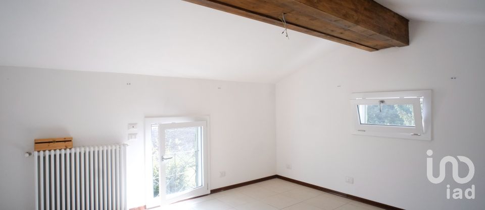 Casa indipendente 9 locali di 423 m² in Modena (41123)