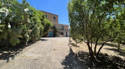 Casa indipendente / Villa 7 locali di 310 m² in Caltanissetta (93100)