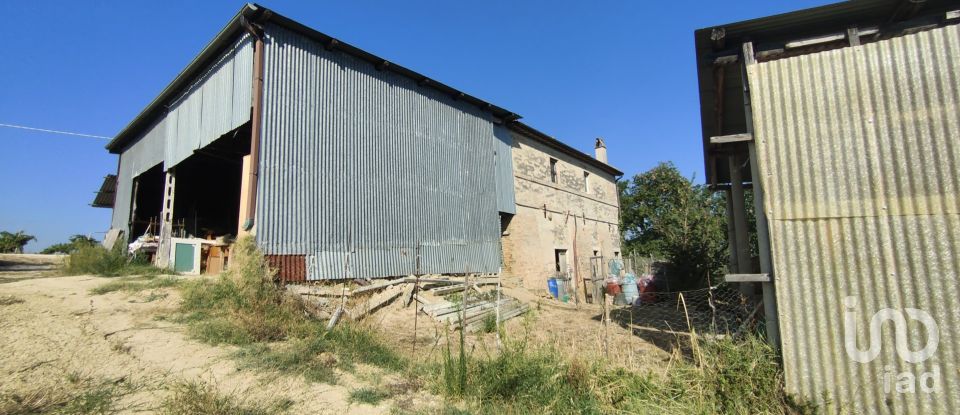 Townhouse 6 rooms of 83 m² in Cossignano (63067)