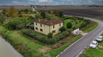 Casa indipendente / Villa 6 locali di 254 m² in Ostellato (44020)