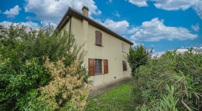 Casa indipendente / Villa 6 locali di 254 m² in Ostellato (44020)