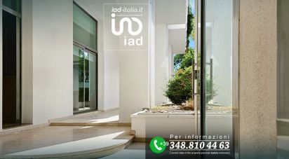 Laboratorio di 52 m² in Giulianova (64021)